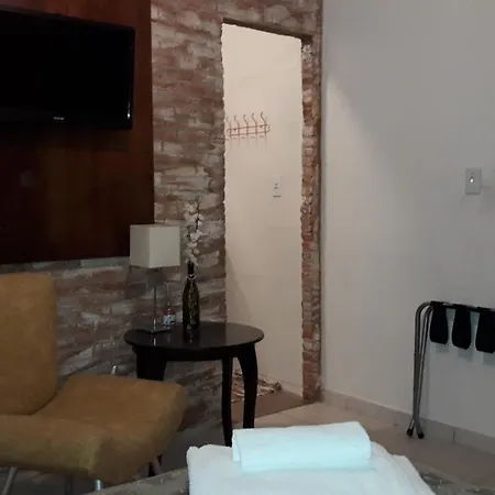Lolosa Suites Ubatuba Exterior photo